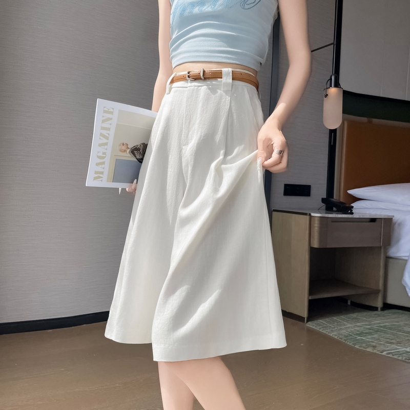1778130306048_93AEpM.jpg 2026 Summer New Tencel Linen Wide Leg Shorts A-Line Shorts Thin Cotton Linen Pants Women