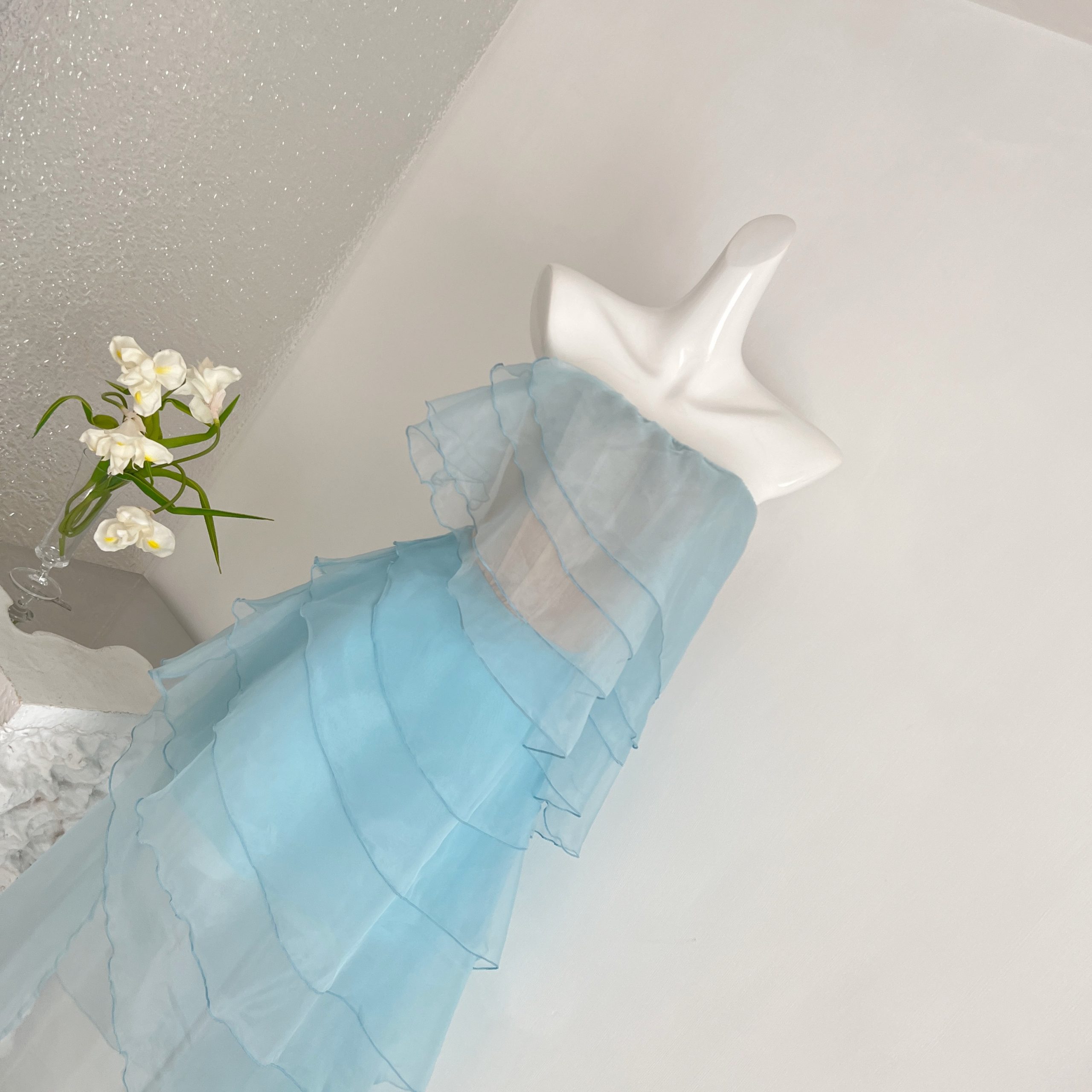 1781600906314_RMGqHI.jpg Iceland Mint 2026 Summer New Design One-Shoulder Tie Tube Dress Women Ruffle Hem