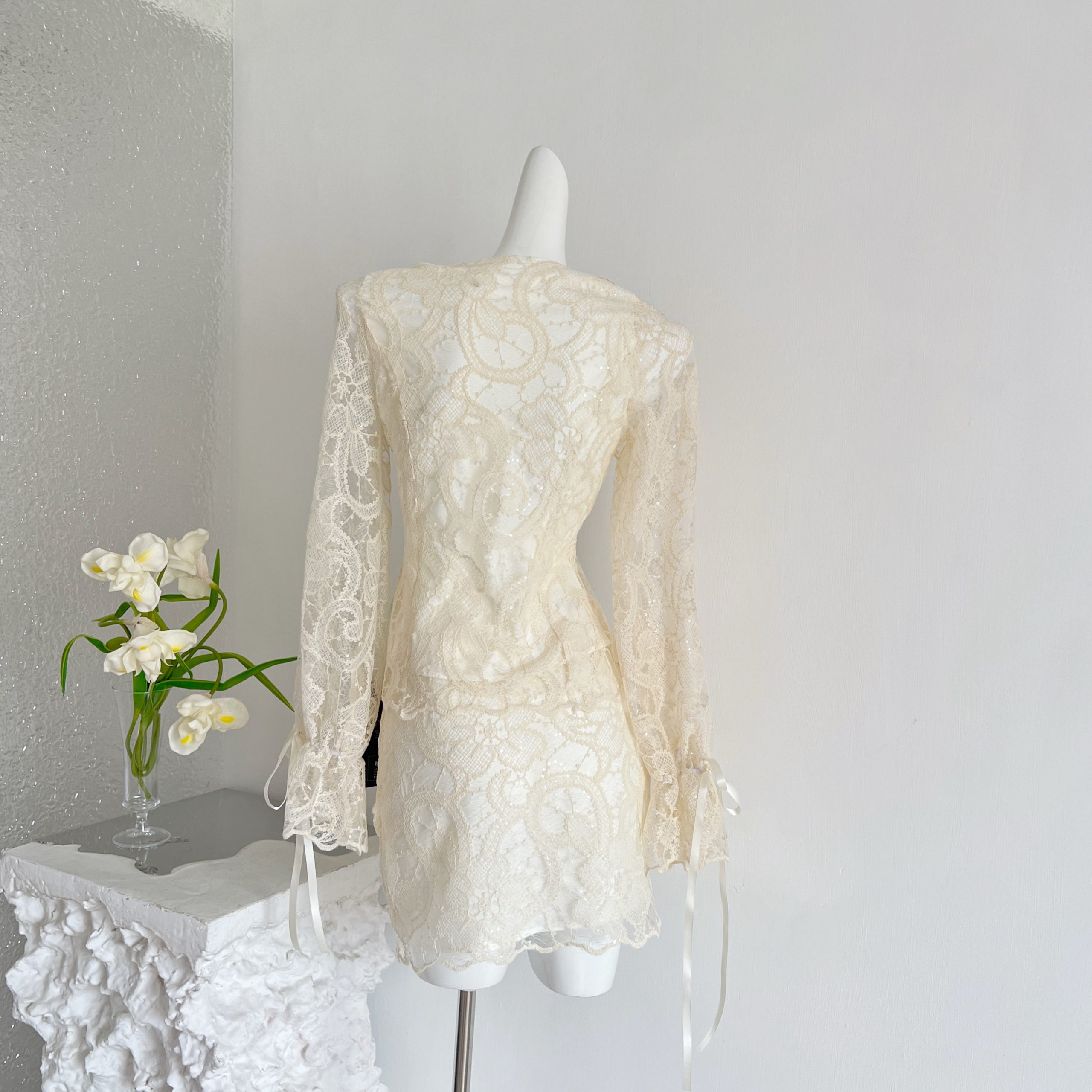 1783322759643_XOZMl5.jpg Acaine7/7 20:00 95% Off Jenny Xiang Xiang Sequin Embroidered Lace Peter Pan Collar Top and Skirt Set