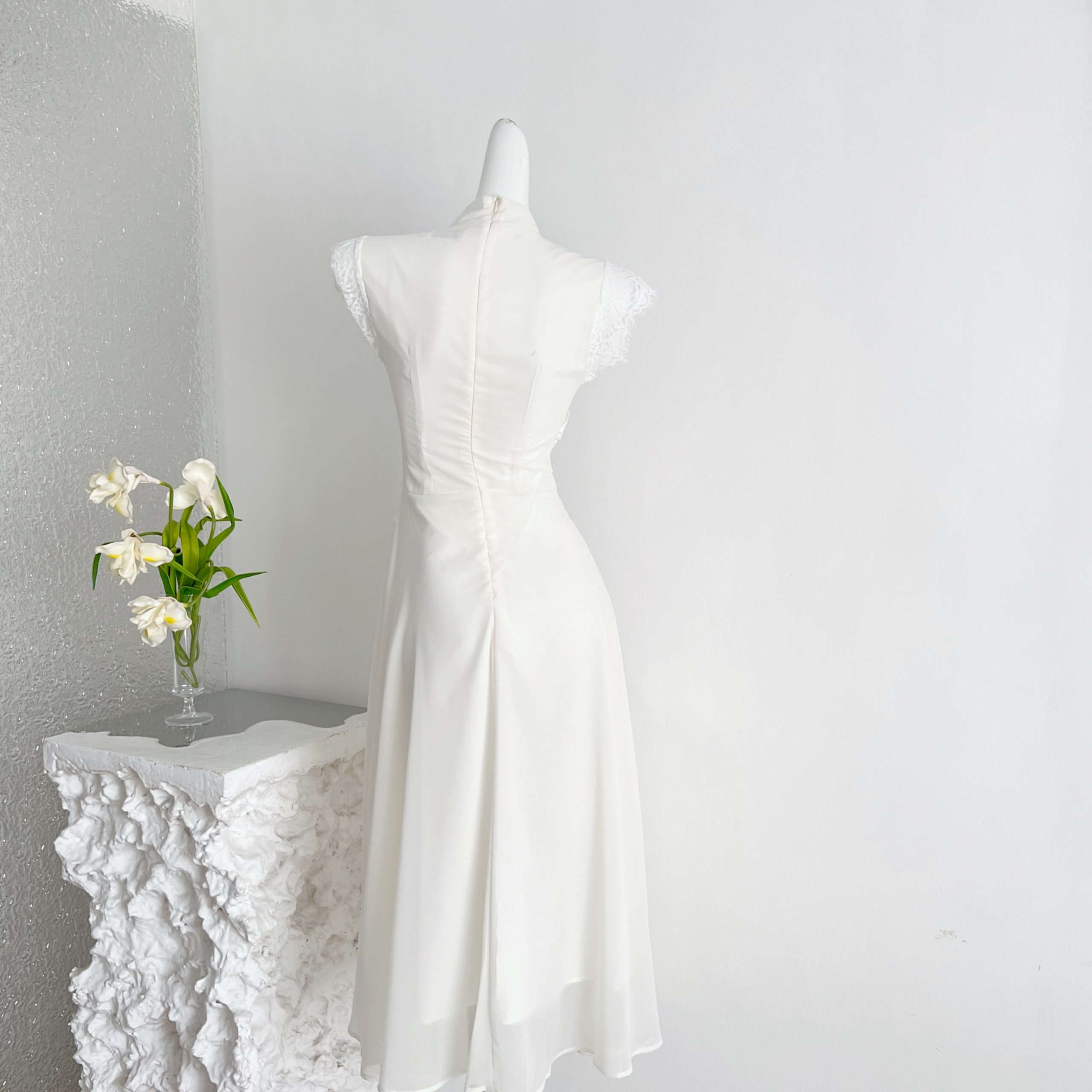 1784196635270_Ht5nz6.jpg Summer Chiffon French V-Neck Flowing Bowknot Large Skirt White Moonlight Dress