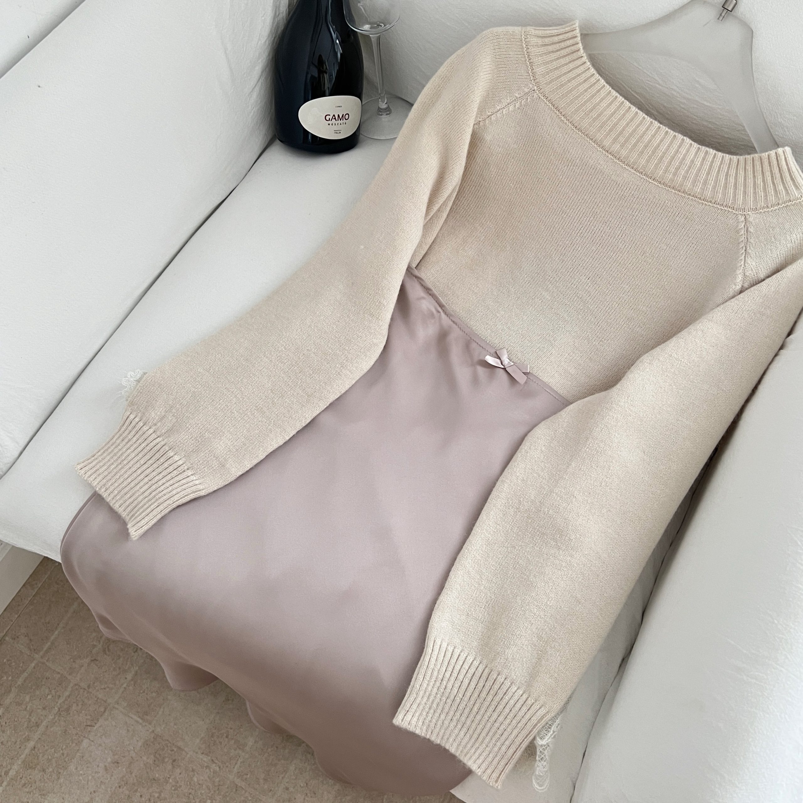 1784716457473_8aeVDj.jpg Chiarazz Light Attraction Wool Mohair Oatmeal Lace Knit Top + Satin Skirt Set